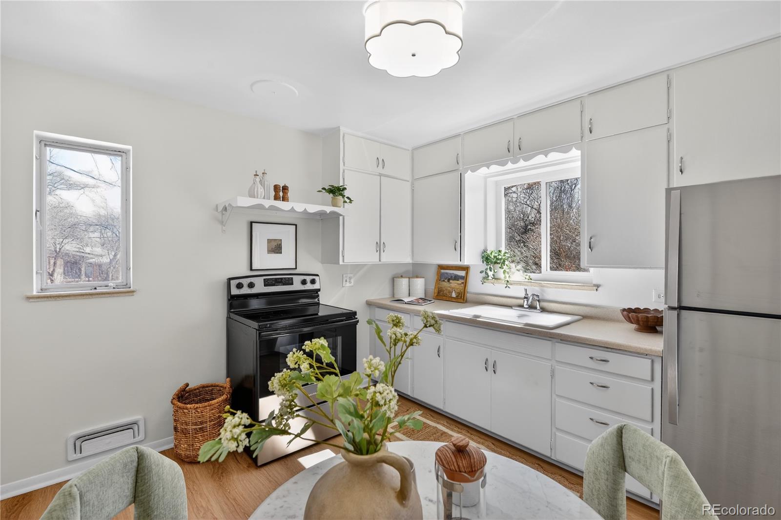 MLS Image #9 for 2592 s uno way,denver, Colorado