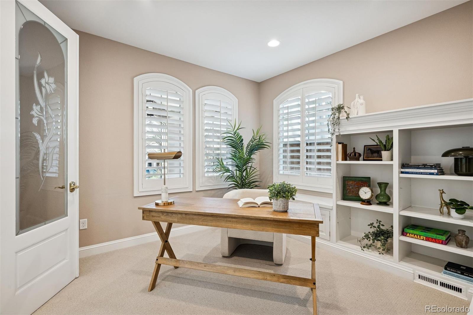 MLS Image #10 for 526  fillmore street,denver, Colorado