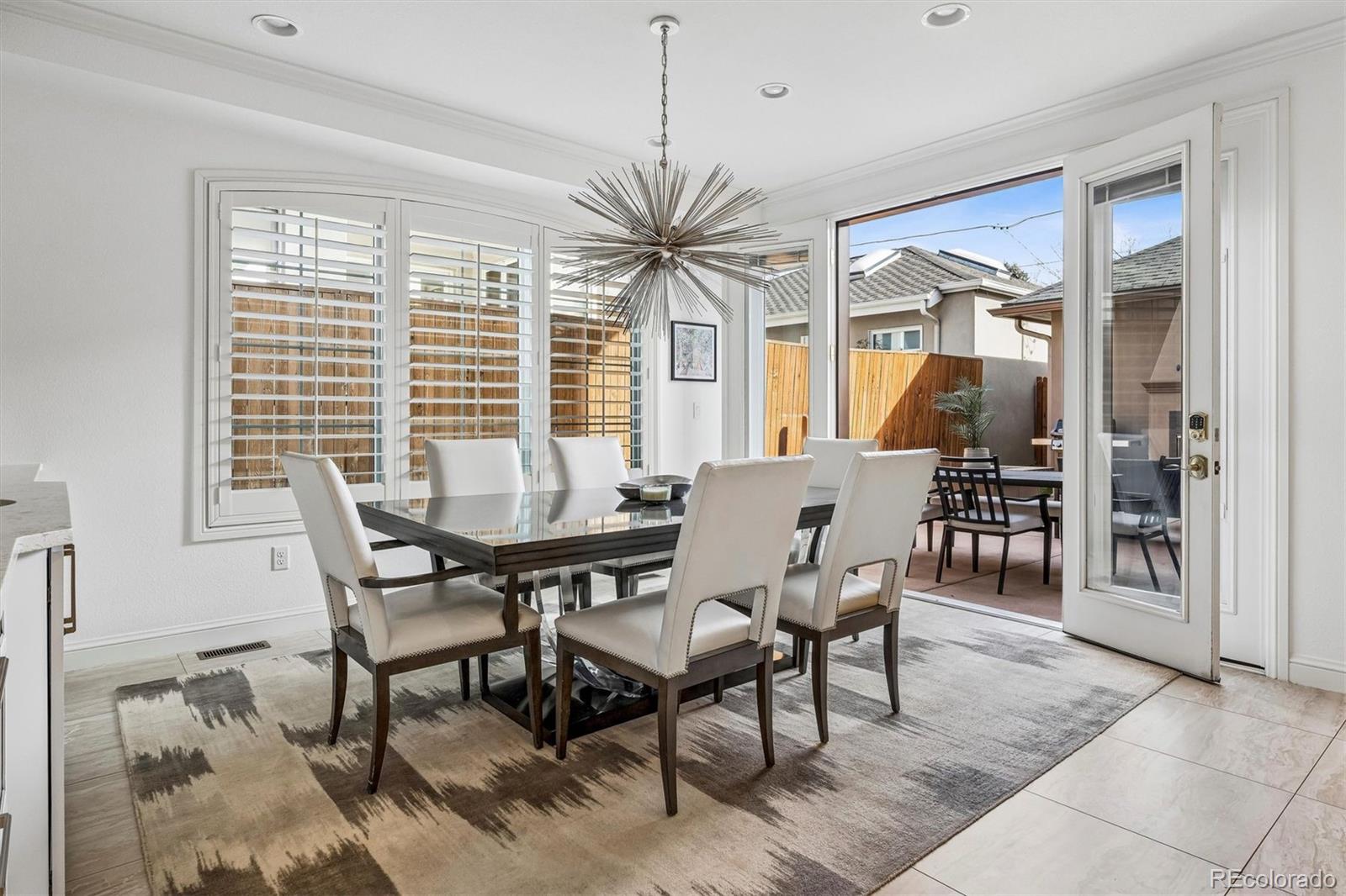 MLS Image #12 for 526  fillmore street,denver, Colorado
