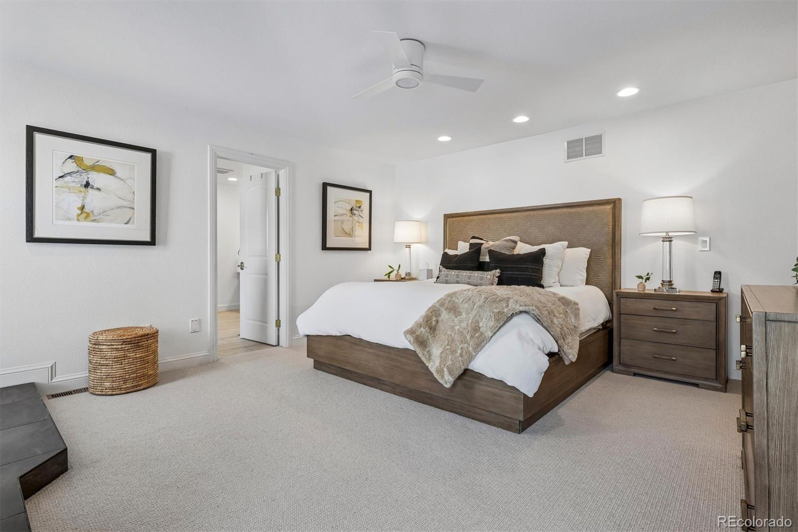 MLS Image #20 for 526  fillmore street,denver, Colorado