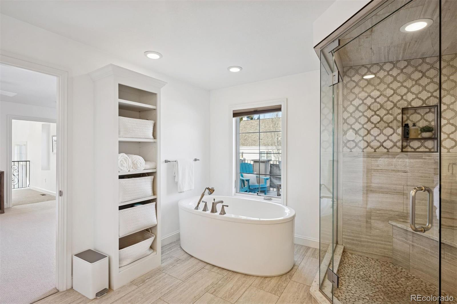 MLS Image #24 for 526  fillmore street,denver, Colorado