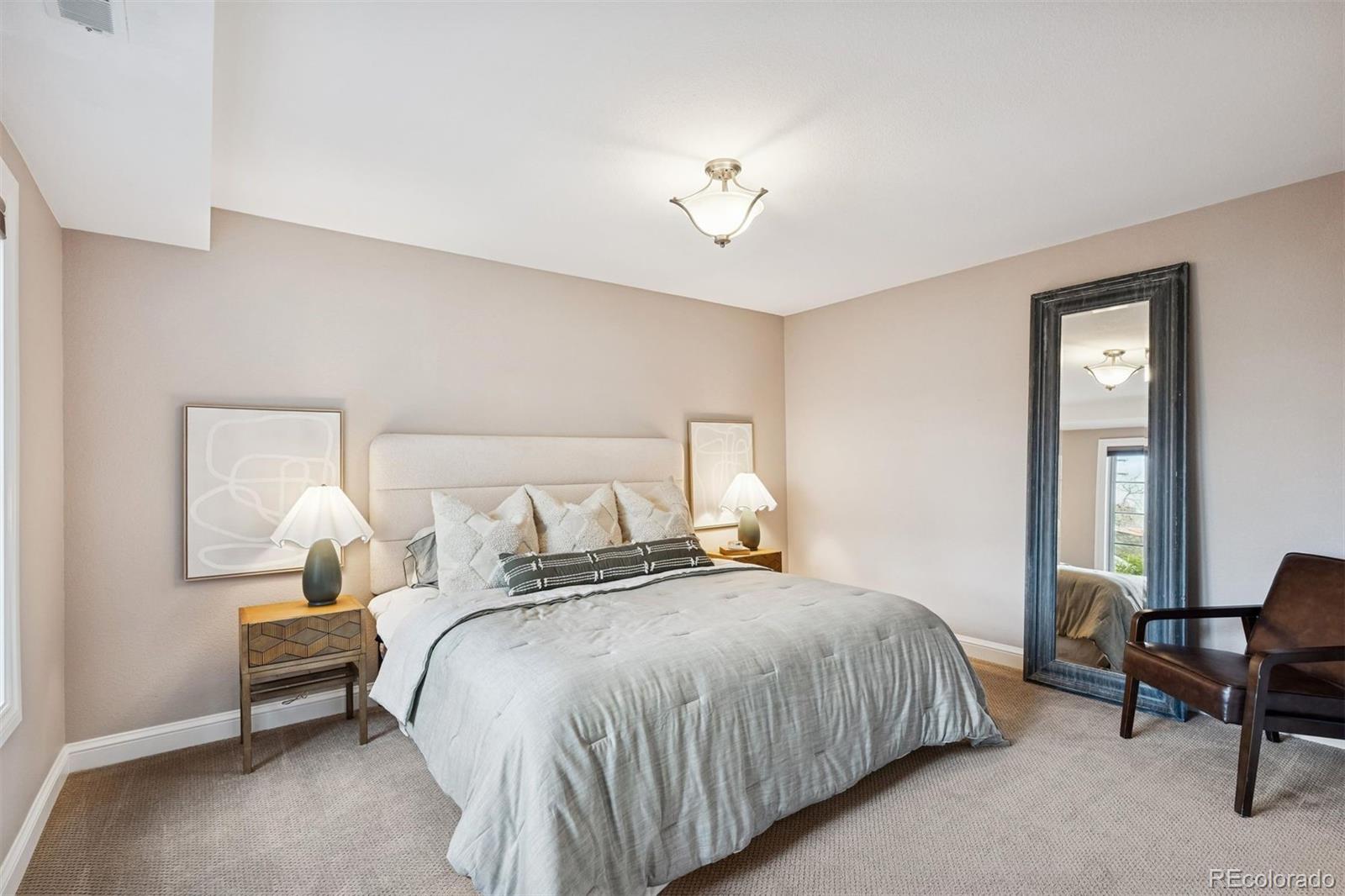 MLS Image #27 for 526  fillmore street,denver, Colorado
