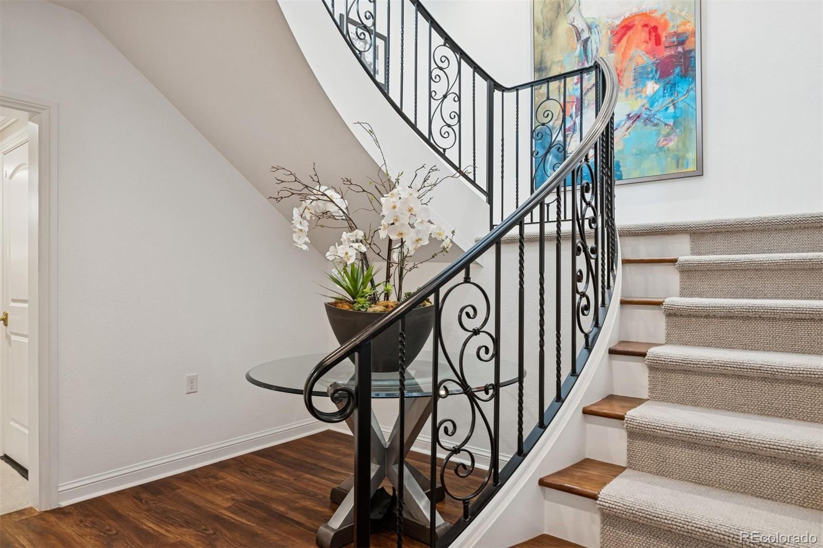 MLS Image #33 for 526  fillmore street,denver, Colorado