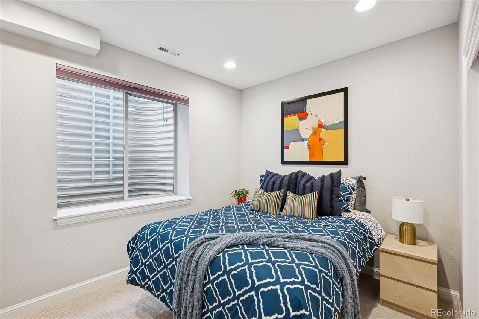 MLS Image #39 for 526  fillmore street,denver, Colorado