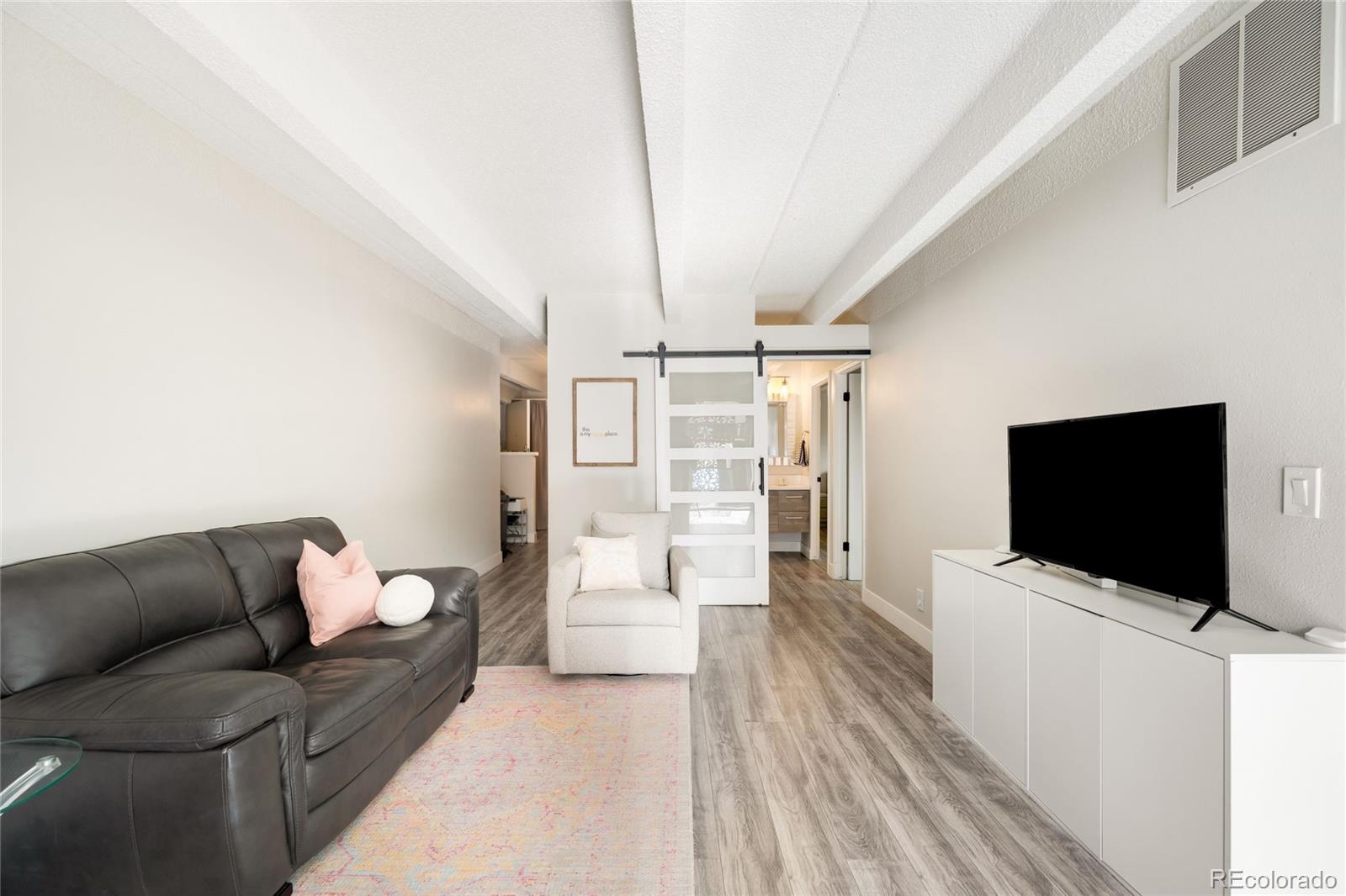 MLS Image #9 for 1265  race street 301,denver, Colorado