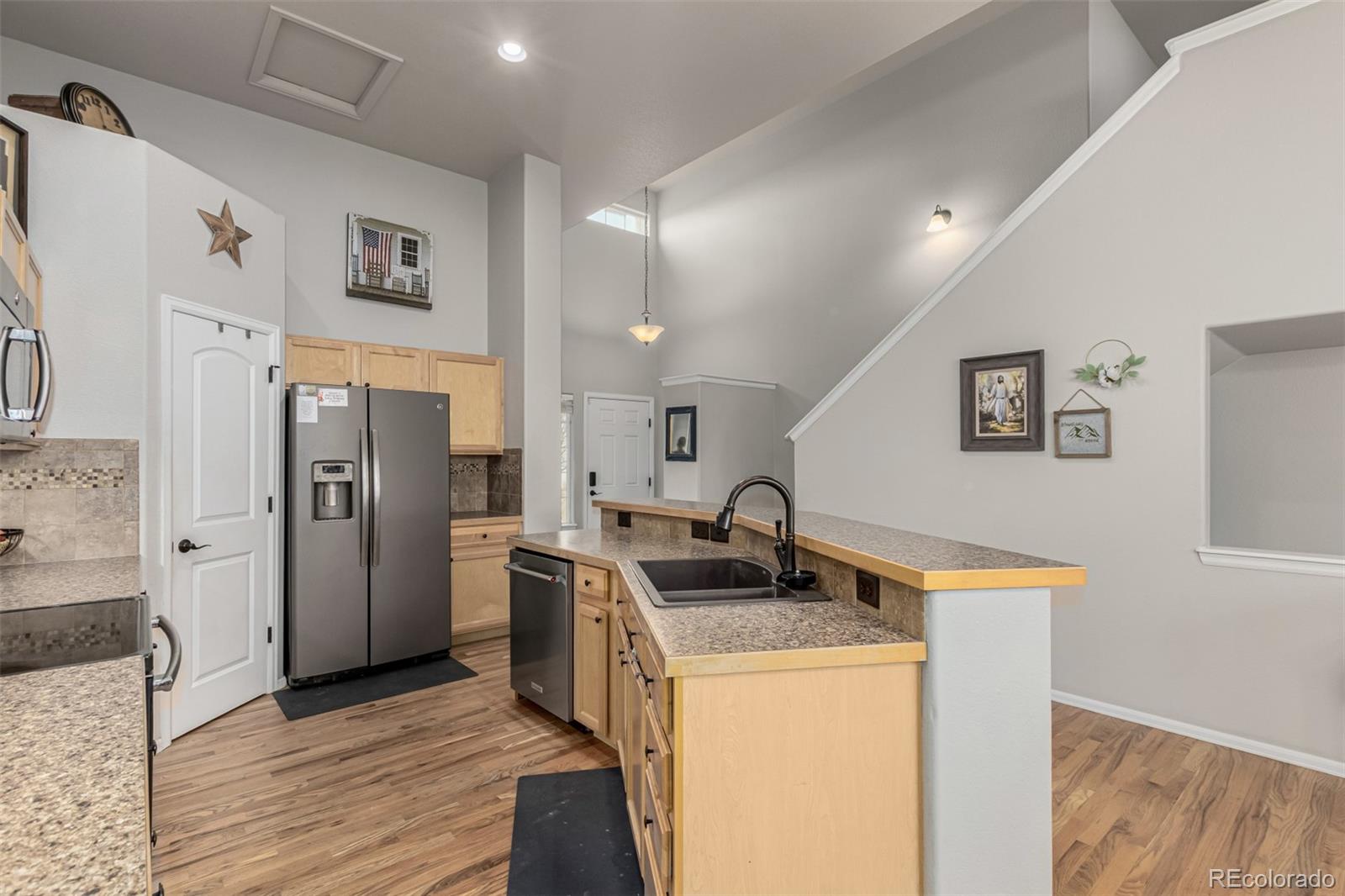 MLS Image #4 for 410  sycamore avenue,johnstown, Colorado