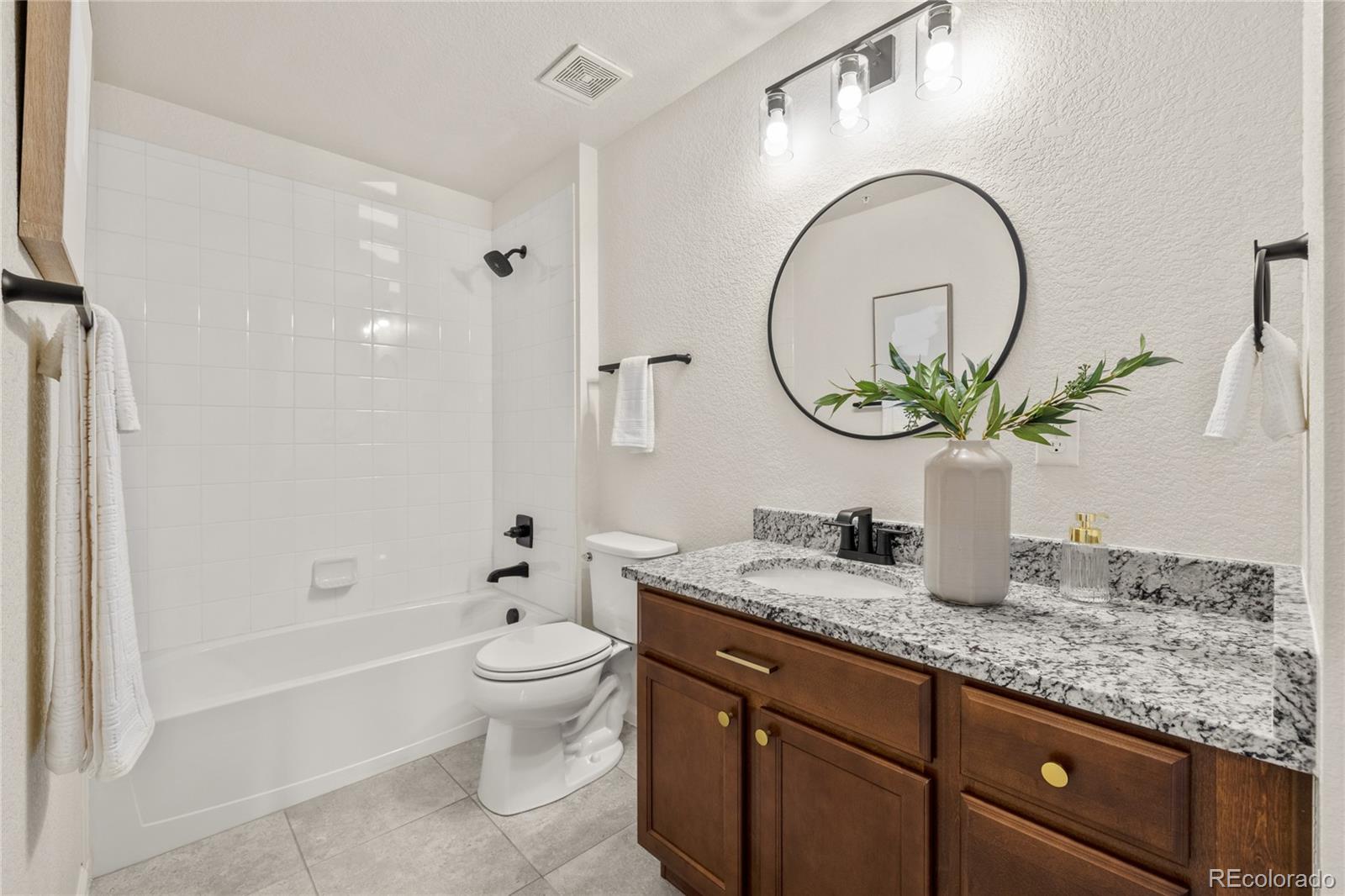 MLS Image #19 for 15195 e 16th place 104,aurora, Colorado