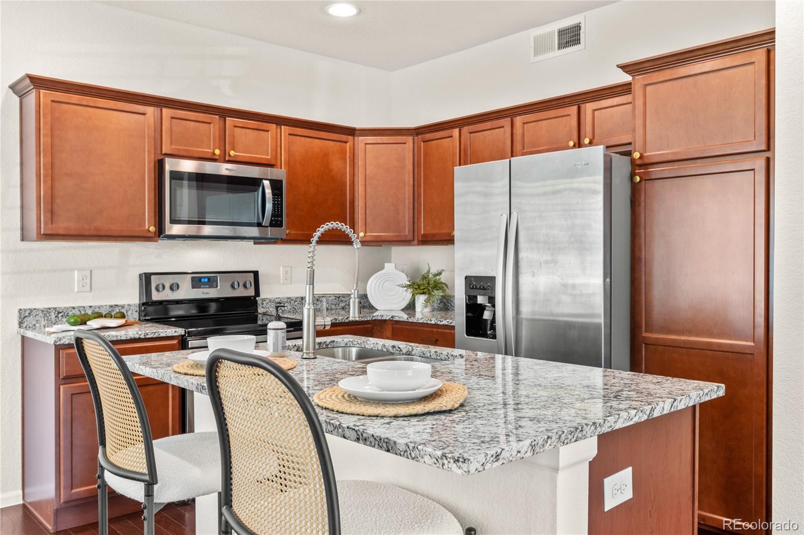 MLS Image #6 for 15195 e 16th place 104,aurora, Colorado