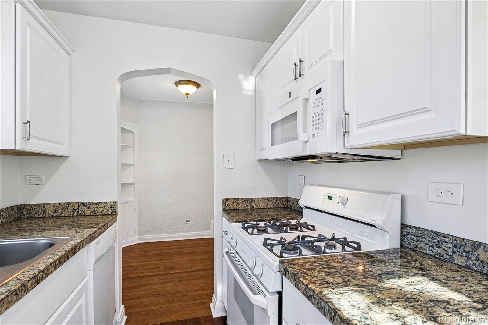 MLS Image #13 for 1621  olive street,denver, Colorado