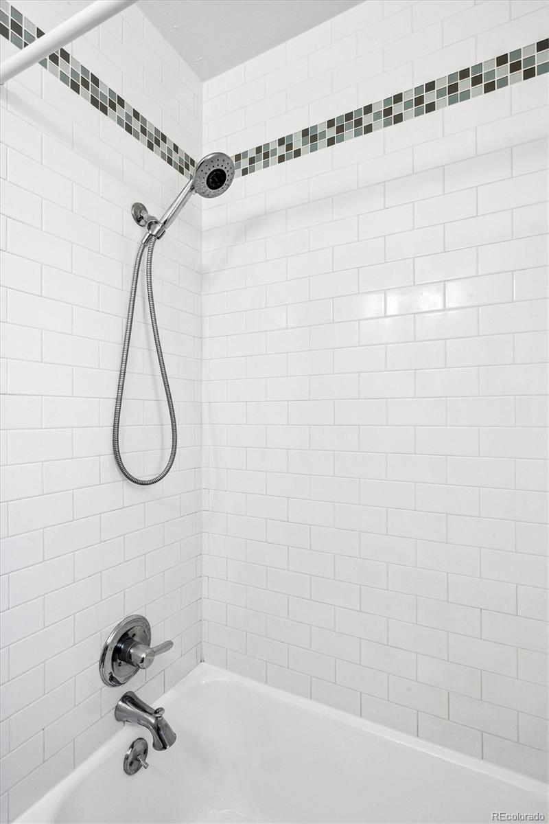 MLS Image #17 for 1621  olive street,denver, Colorado