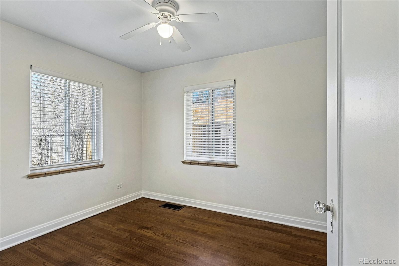MLS Image #18 for 1621  olive street,denver, Colorado