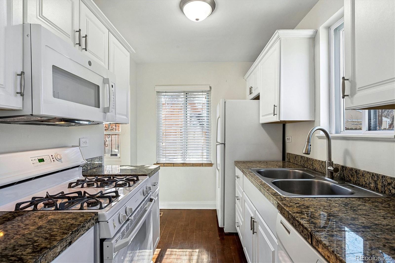 MLS Image #9 for 1621  olive street,denver, Colorado
