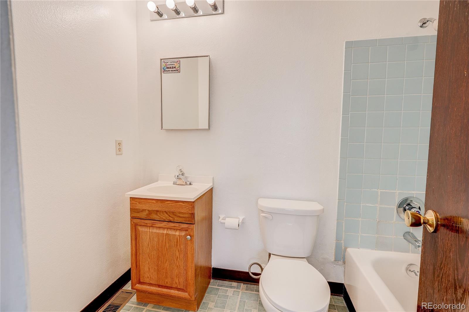 MLS Image #10 for 14832  elmendorf place,denver, Colorado