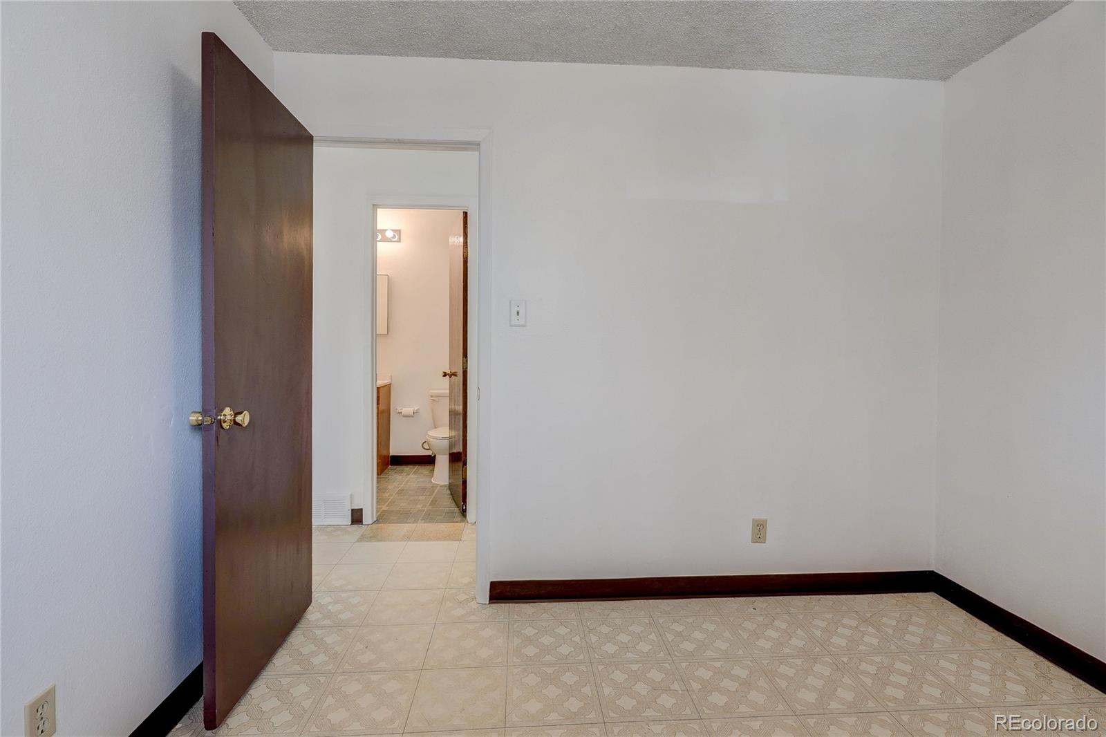 MLS Image #14 for 14832  elmendorf place,denver, Colorado