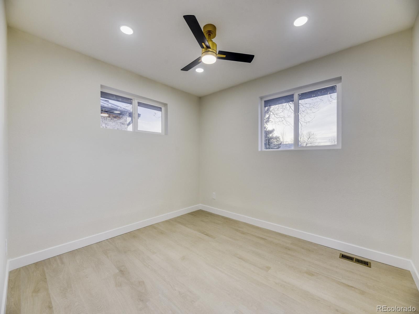 MLS Image #17 for 550 s otis street,lakewood, Colorado
