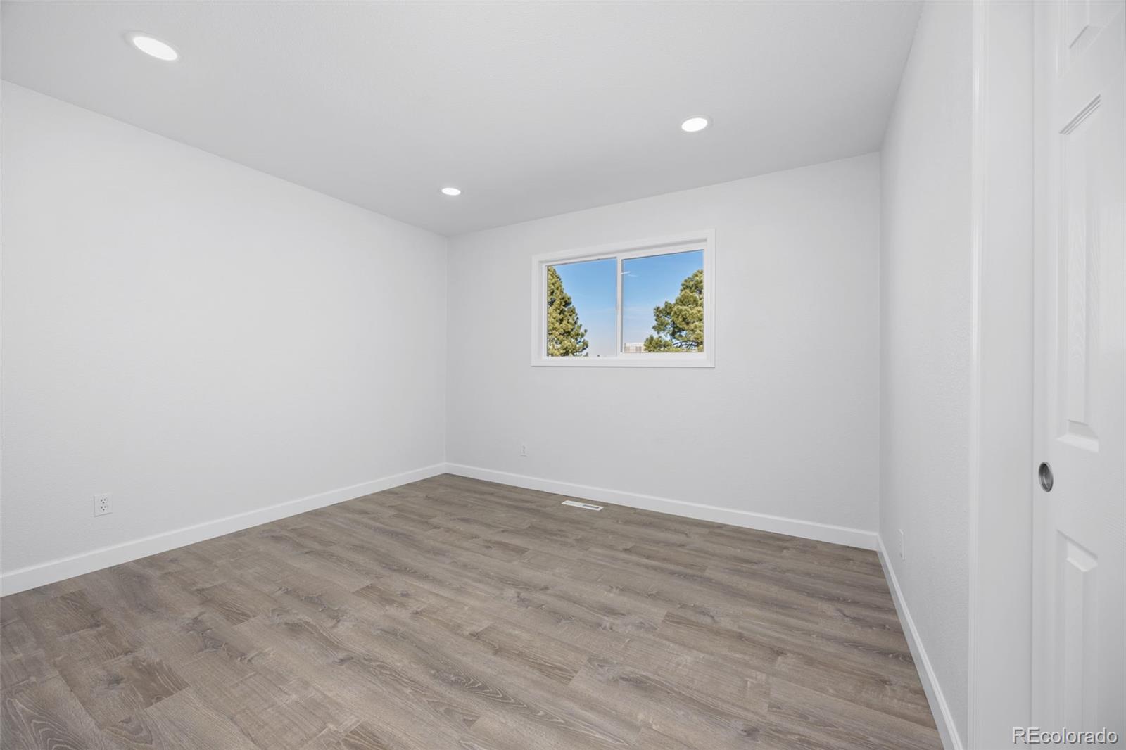 MLS Image #14 for 7964 e costilla boulevard,centennial, Colorado
