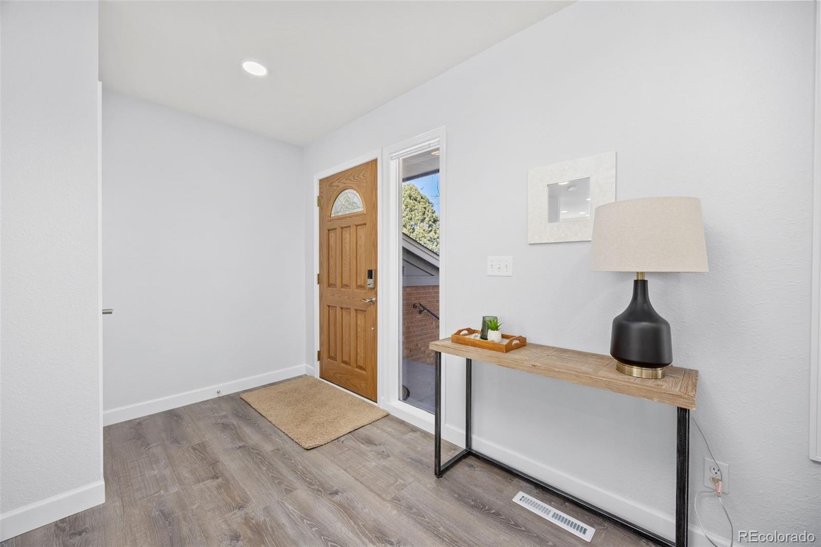 MLS Image #3 for 7964 e costilla boulevard,centennial, Colorado