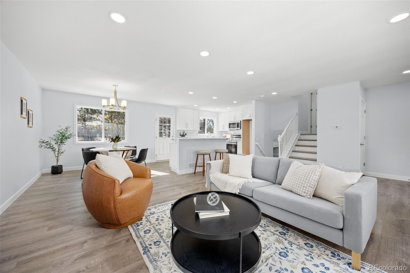 MLS Image #5 for 7964 e costilla boulevard,centennial, Colorado