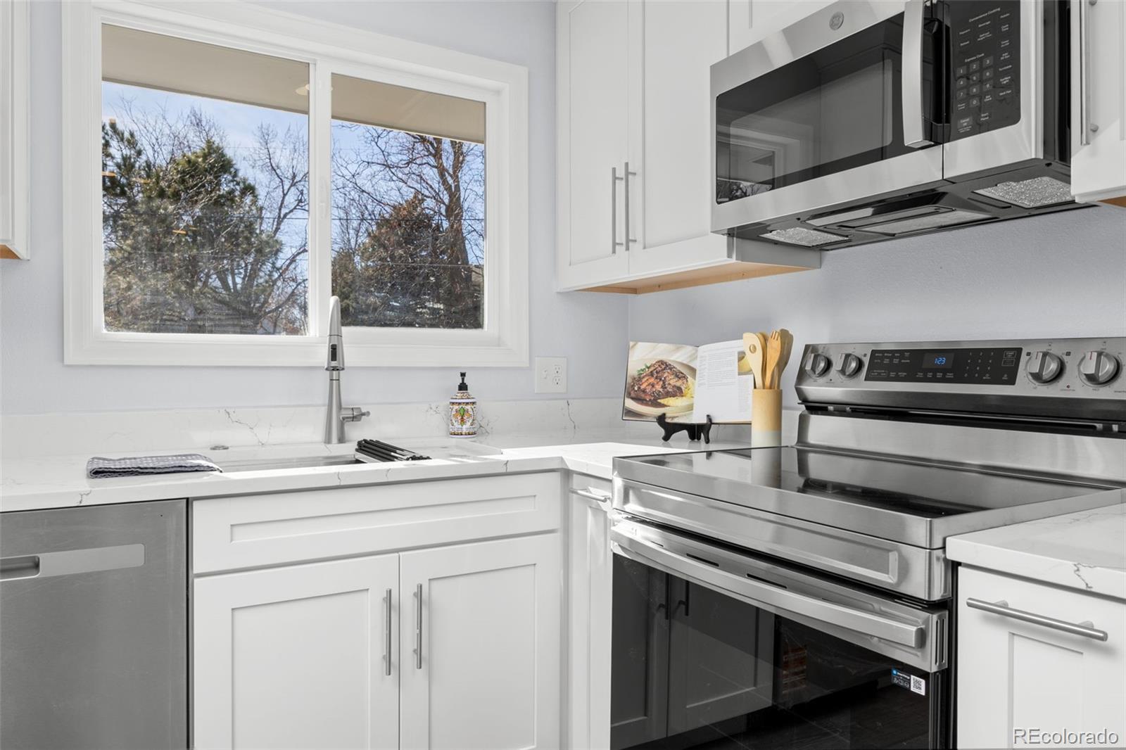 MLS Image #7 for 7964 e costilla boulevard,centennial, Colorado
