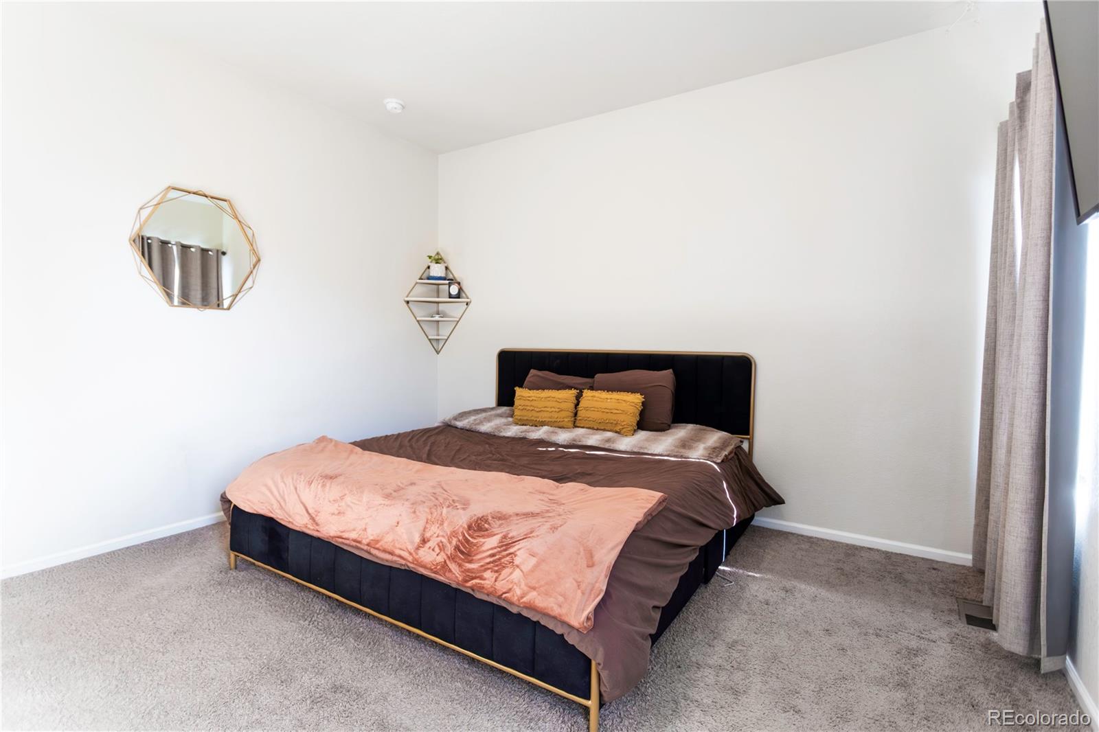 MLS Image #11 for 484  reserve avenue,lochbuie, Colorado