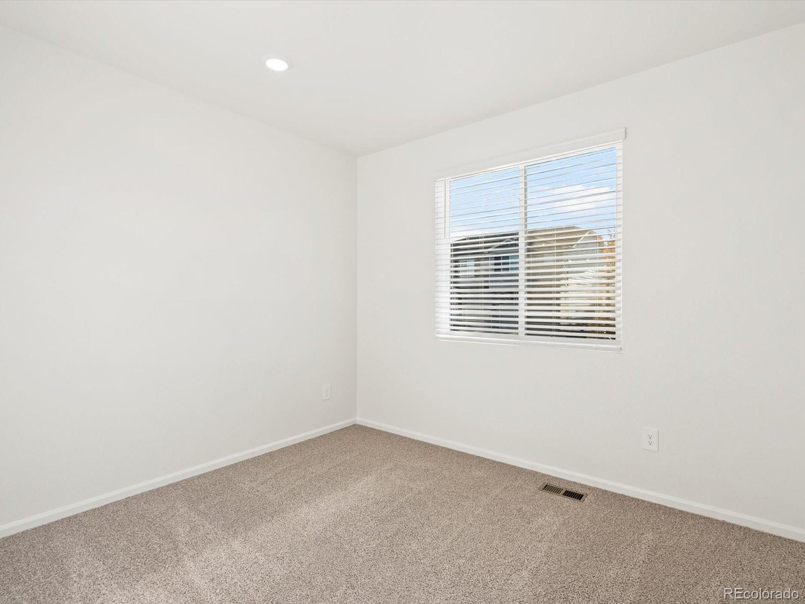 MLS Image #2 for 1695  yampa river drive,windsor, Colorado
