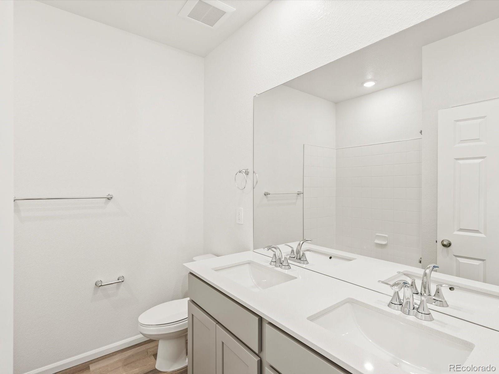 MLS Image #3 for 1695  yampa river drive,windsor, Colorado