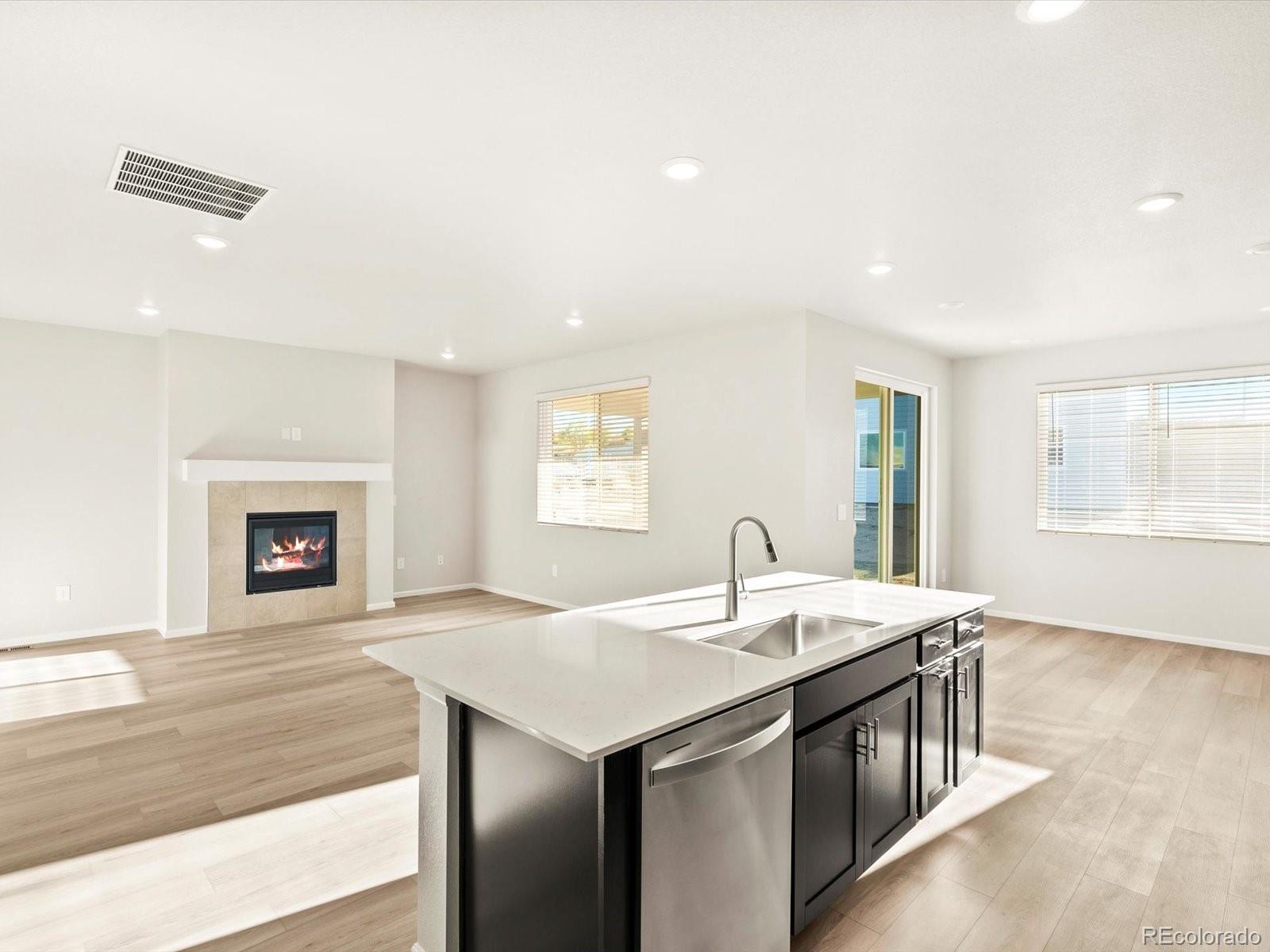 MLS Image #7 for 1626  rumley creek drive,windsor, Colorado