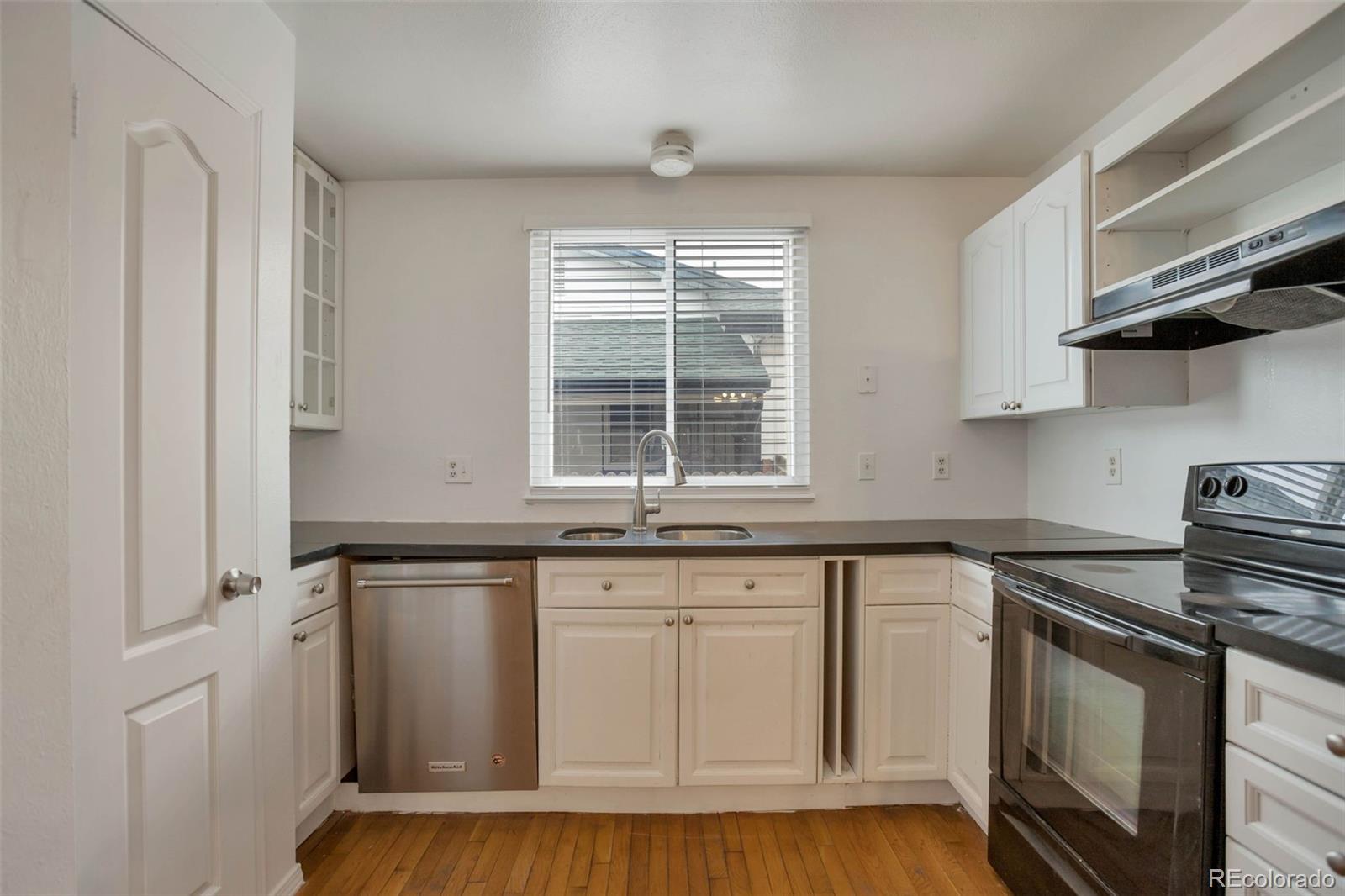 MLS Image #6 for 4437  durham court,denver, Colorado