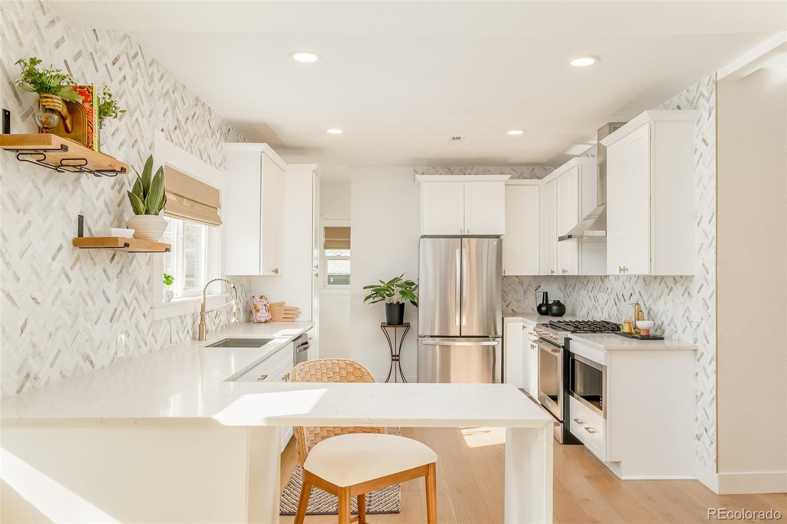 MLS Image #11 for 1201  steele street,denver, Colorado