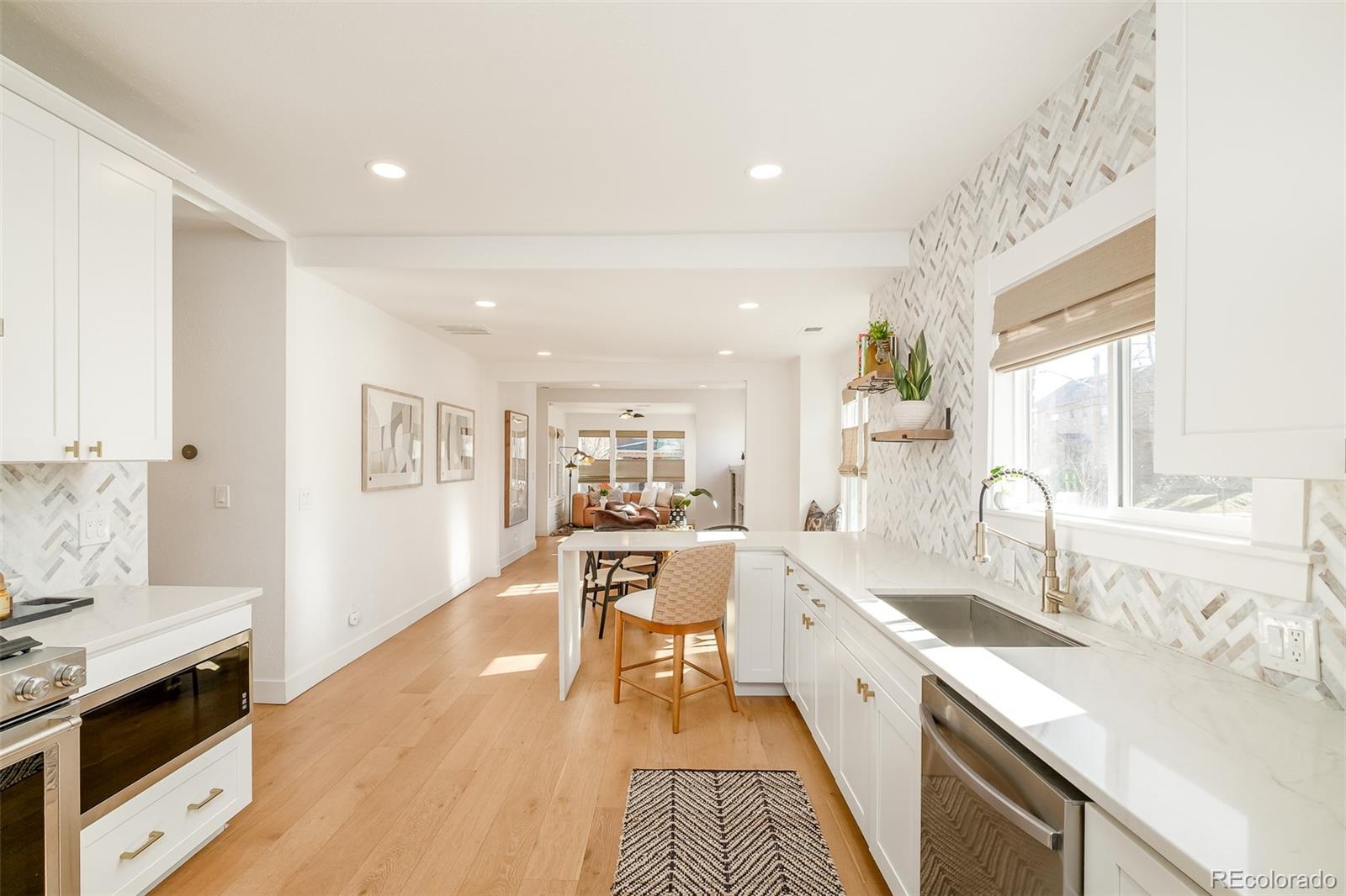 MLS Image #15 for 1201  steele street,denver, Colorado