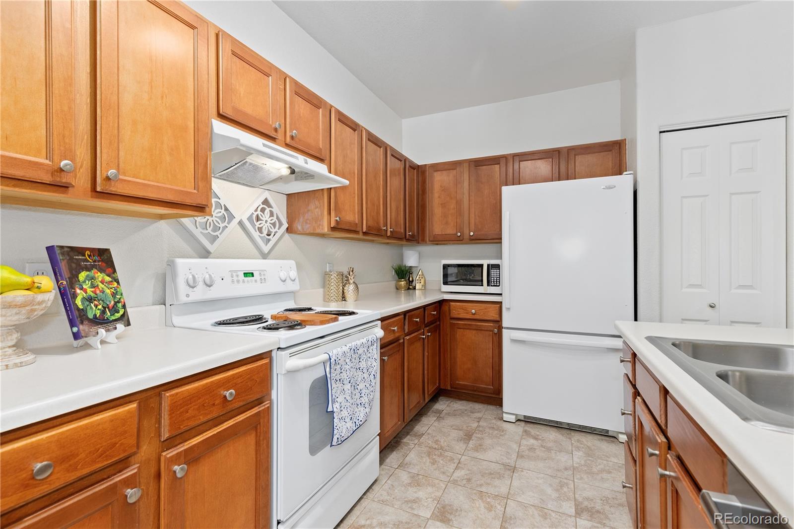 MLS Image #2 for 10841  twenty mile road 206,parker, Colorado