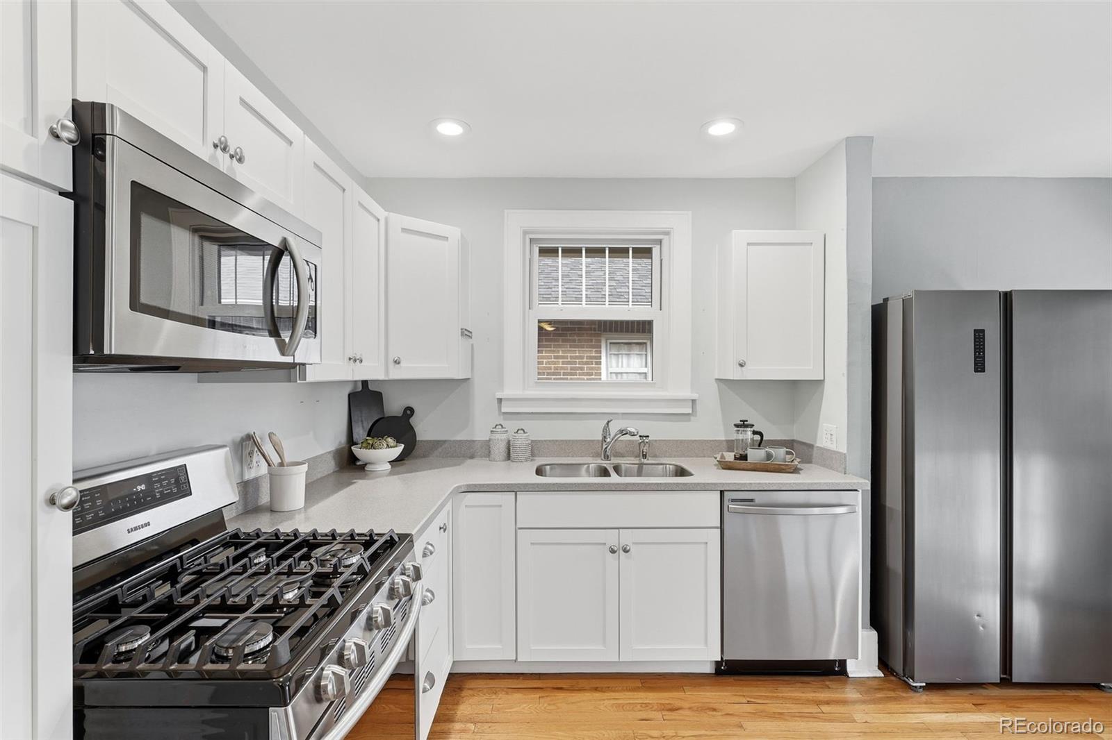 MLS Image #10 for 2332 n glencoe street,denver, Colorado