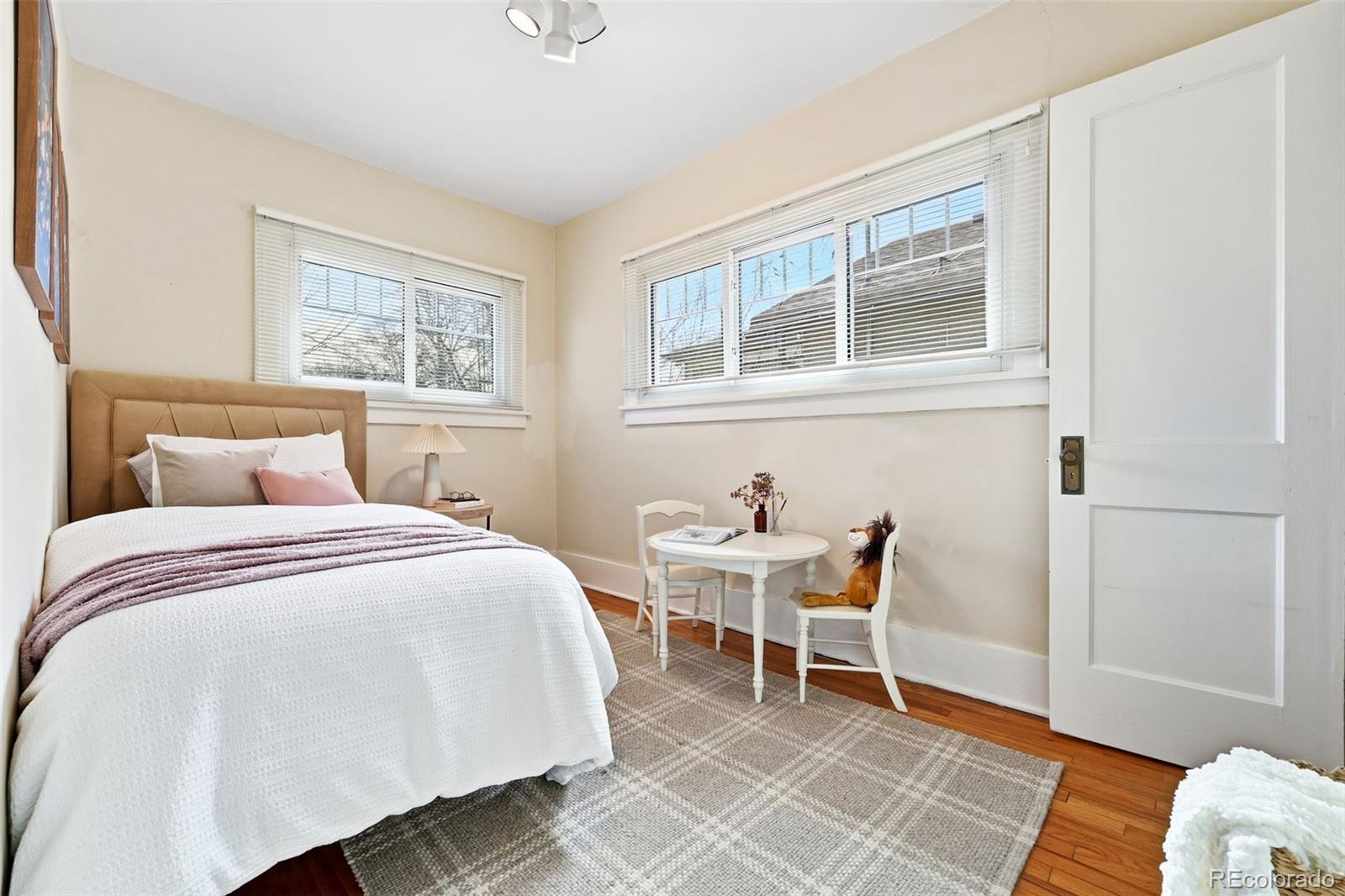MLS Image #15 for 2332 n glencoe street,denver, Colorado