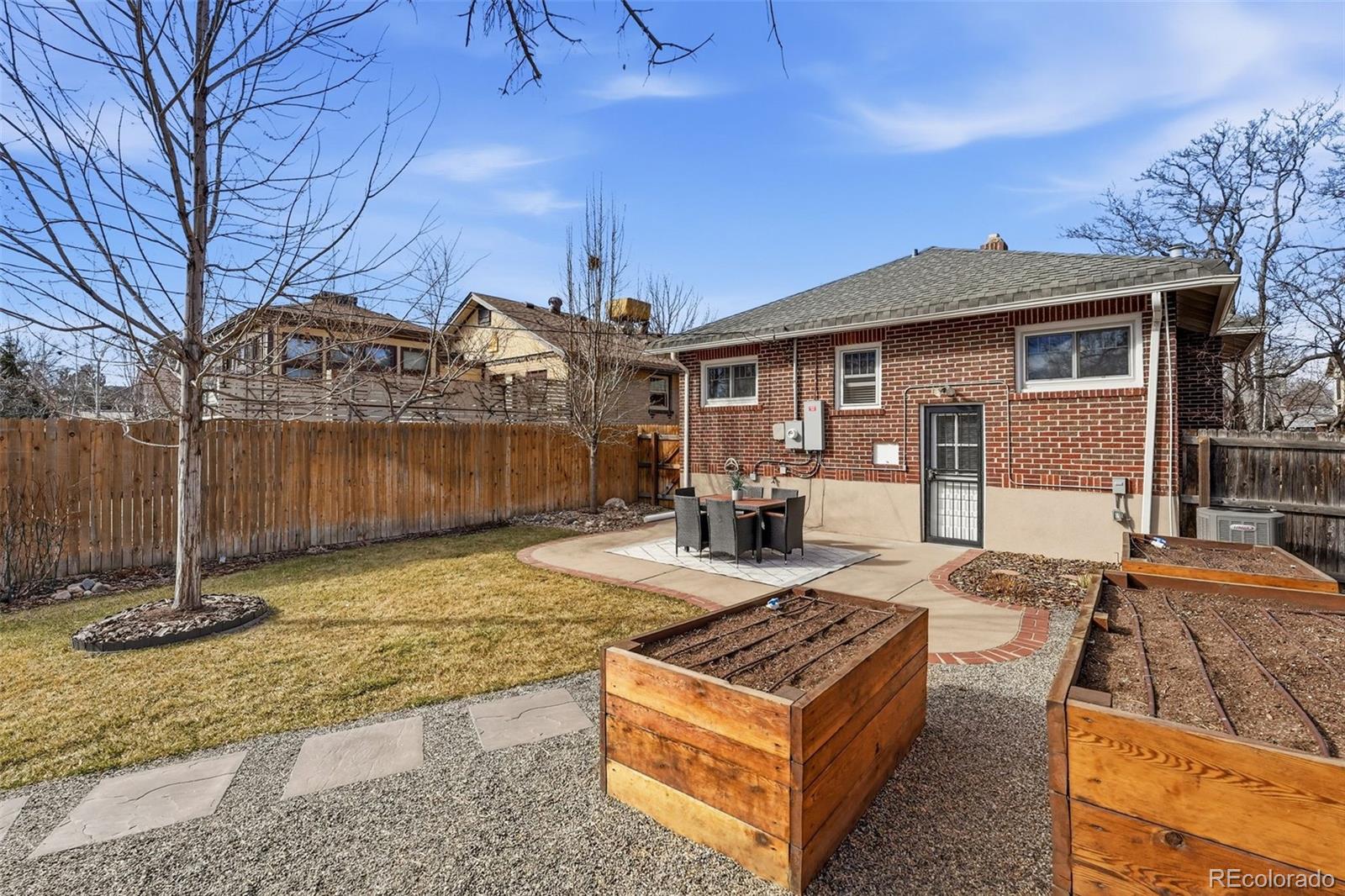 MLS Image #23 for 2332 n glencoe street,denver, Colorado
