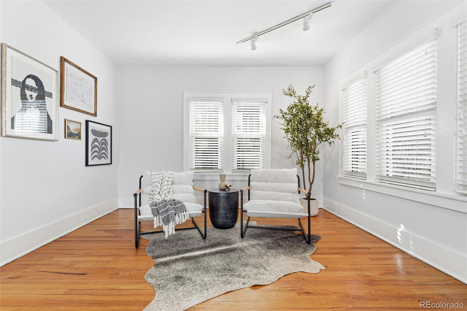 MLS Image #4 for 2332 n glencoe street,denver, Colorado