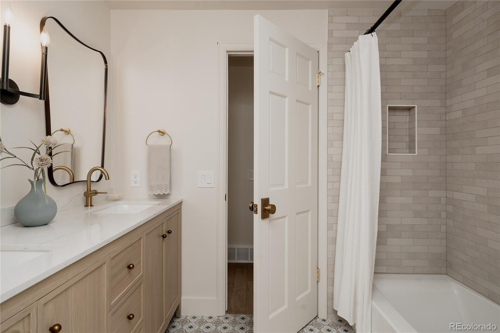MLS Image #26 for 6372 w fremont drive,littleton, Colorado