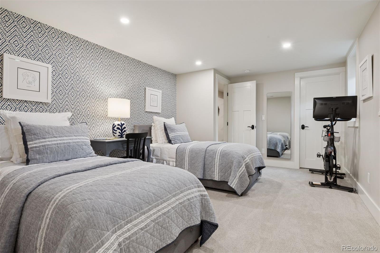 MLS Image #33 for 695 s williams street,denver, Colorado