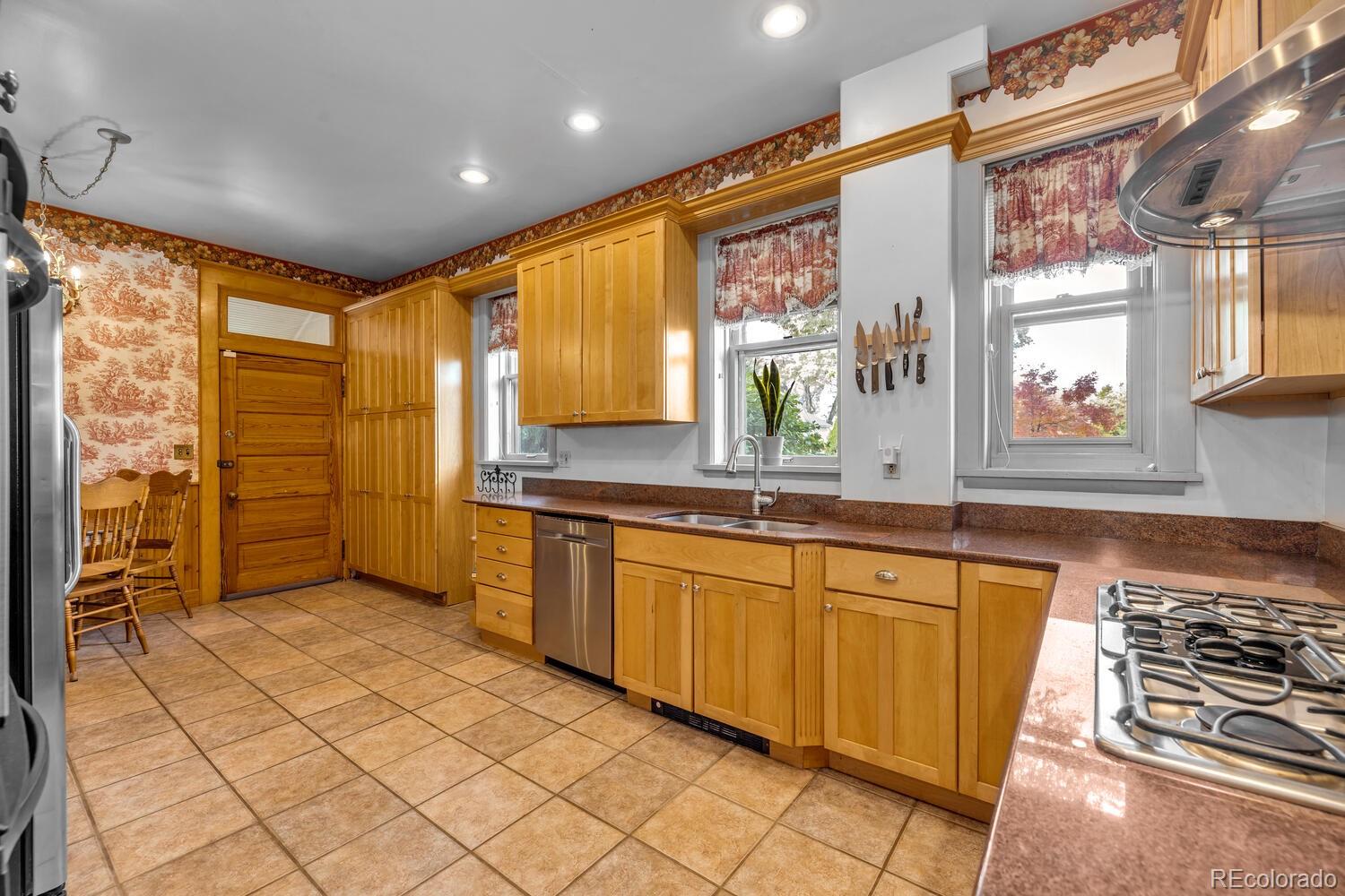 MLS Image #11 for 326 w pitkin avenue,pueblo, Colorado