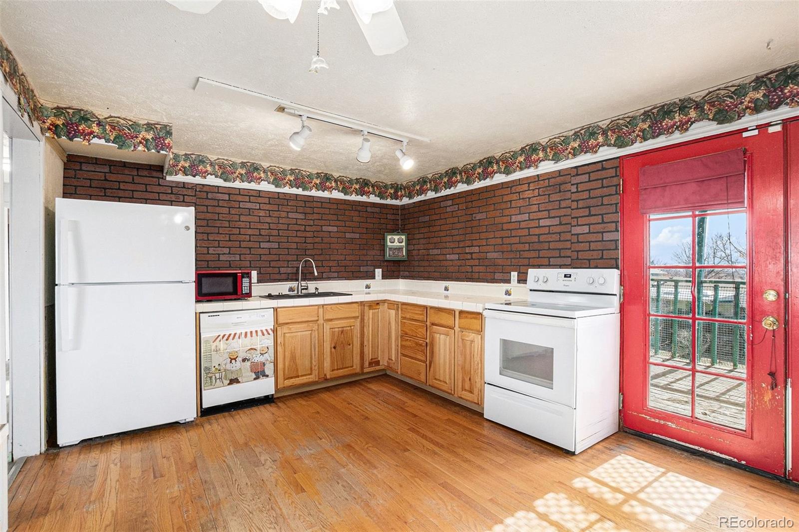MLS Image #8 for 7474  kendall street,arvada, Colorado