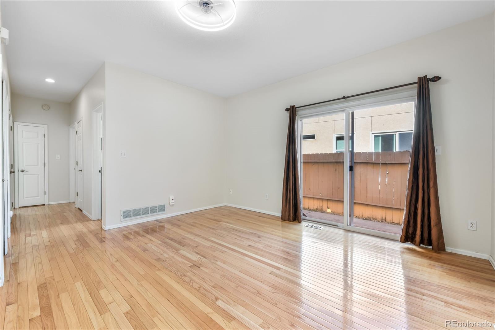 MLS Image #10 for 638  echo lane,colorado springs, Colorado