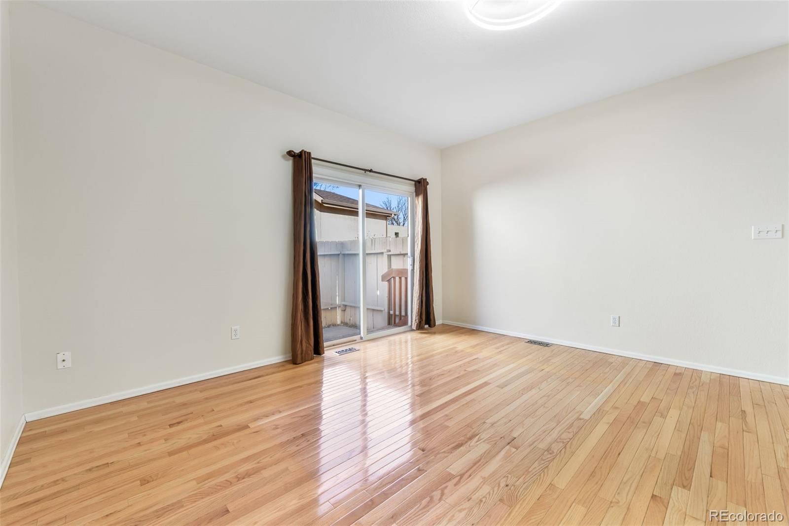 MLS Image #11 for 638  echo lane,colorado springs, Colorado
