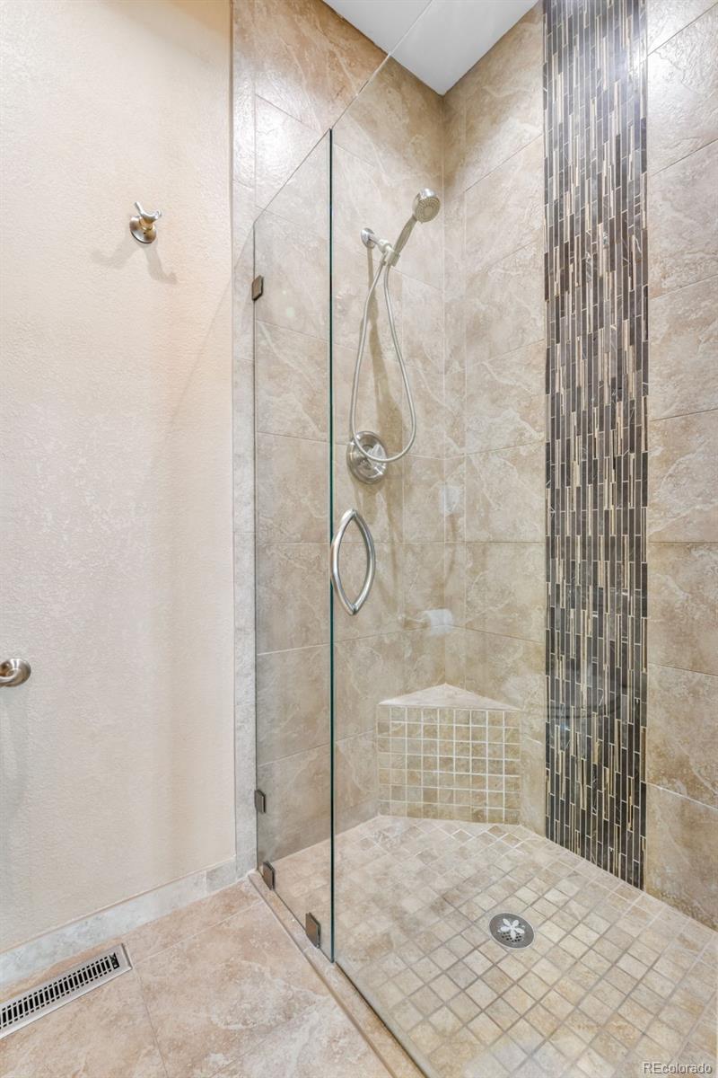 MLS Image #21 for 638  echo lane,colorado springs, Colorado