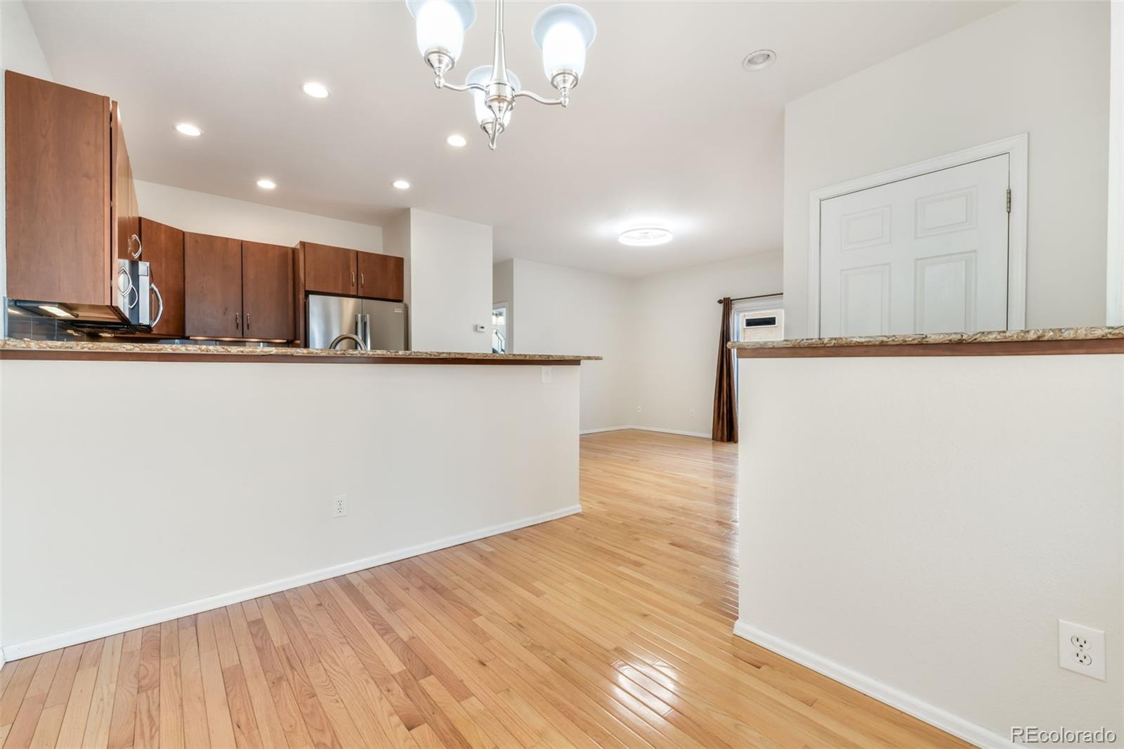MLS Image #4 for 638  echo lane,colorado springs, Colorado