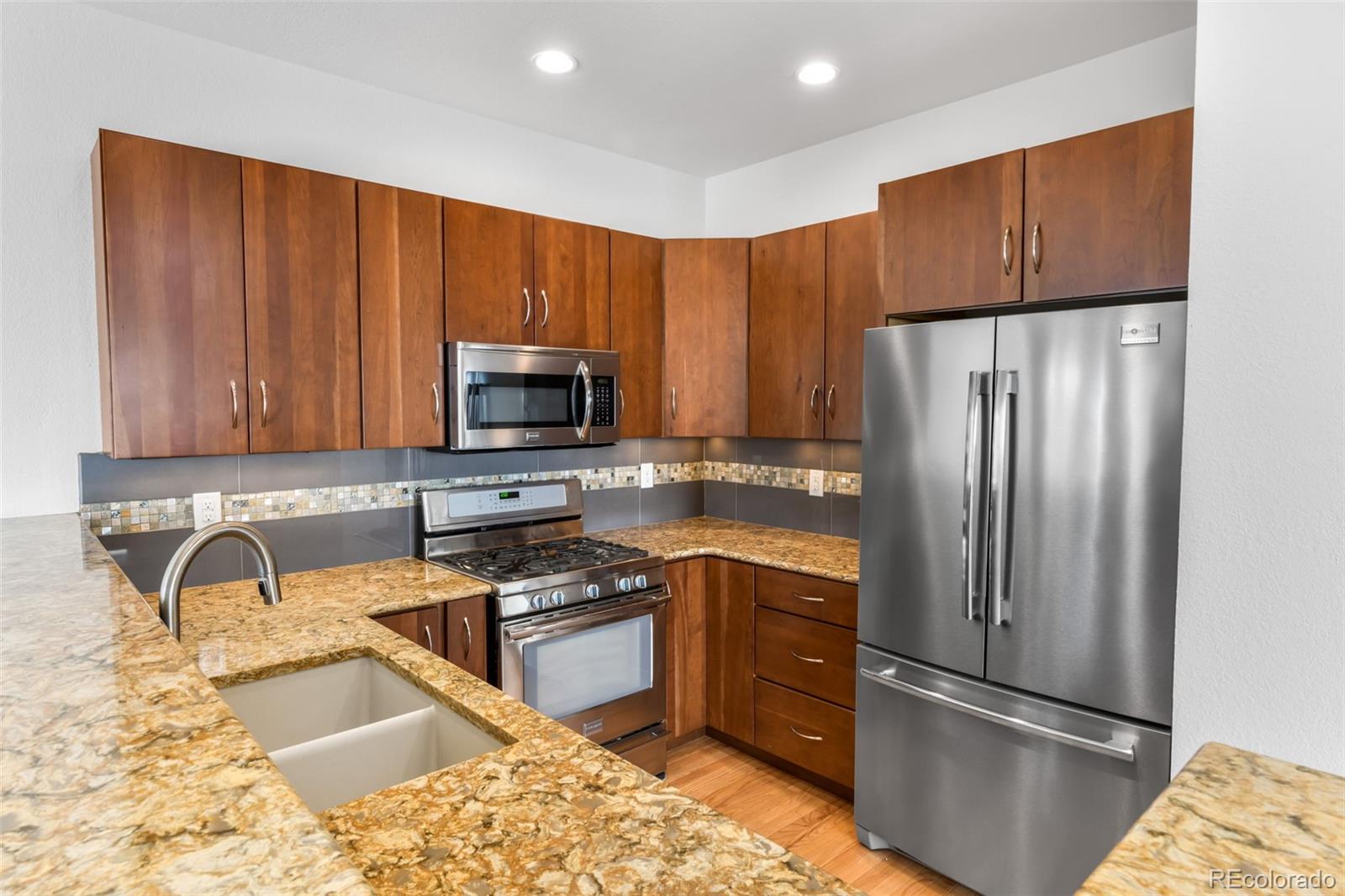 MLS Image #6 for 638  echo lane,colorado springs, Colorado