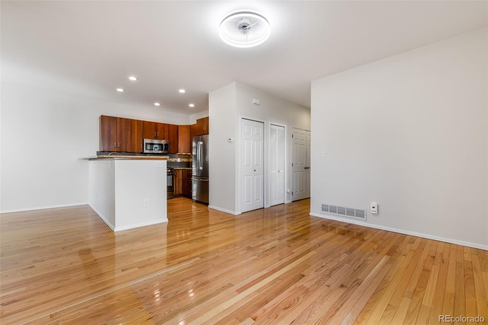 MLS Image #8 for 638  echo lane,colorado springs, Colorado