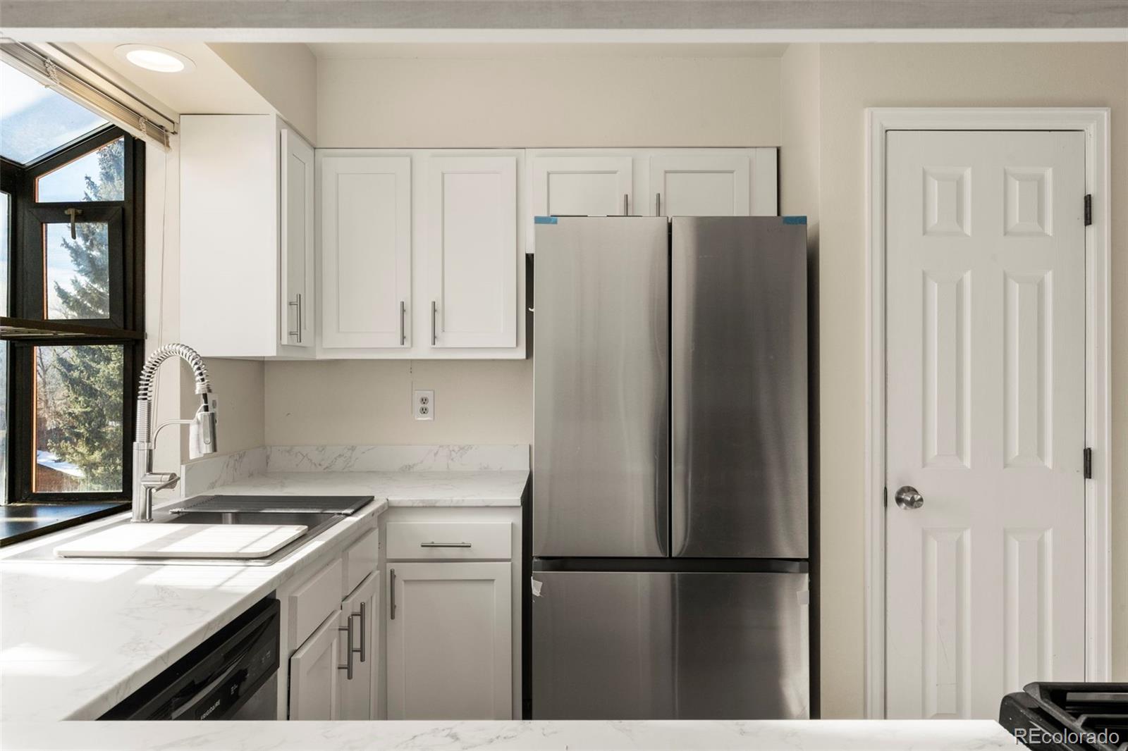 MLS Image #11 for 4875  evening sun lane ,colorado springs, Colorado
