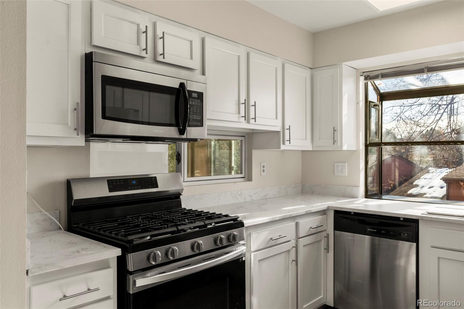 MLS Image #12 for 4875  evening sun lane ,colorado springs, Colorado