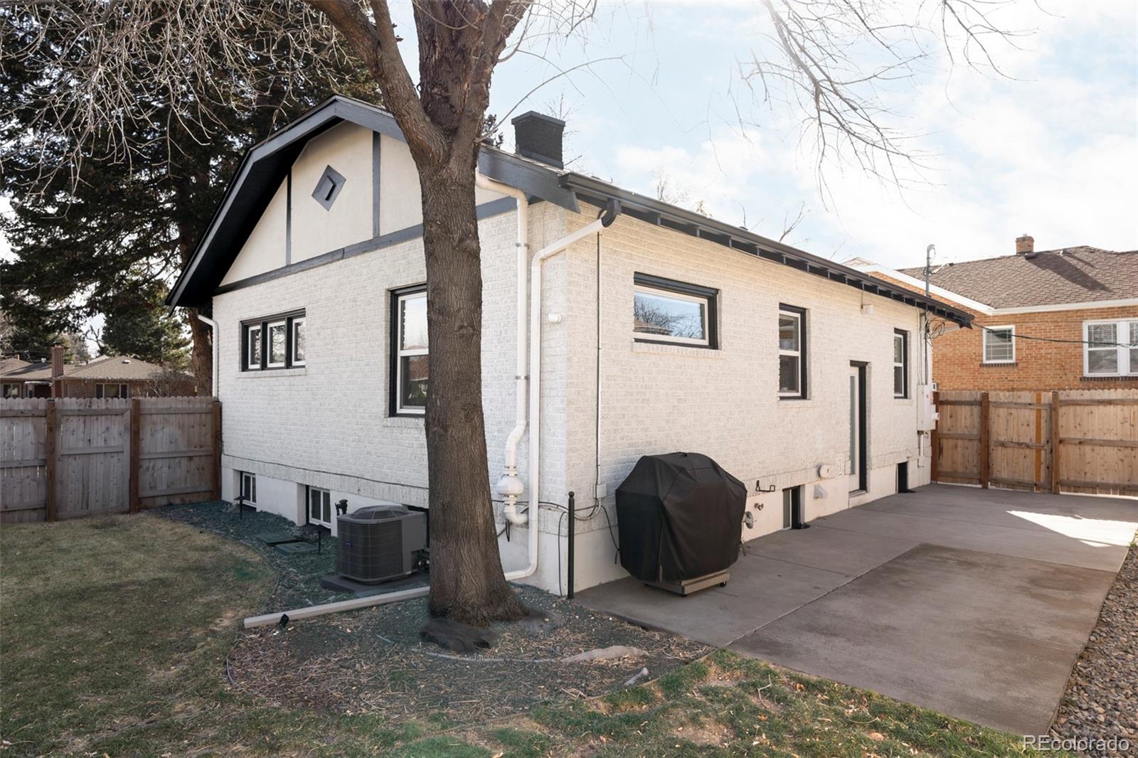 MLS Image #22 for 2289 n glencoe street,denver, Colorado