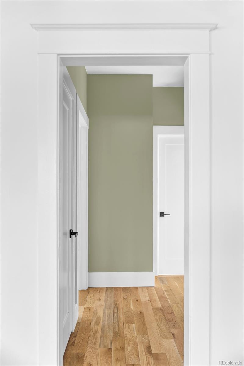 MLS Image #9 for 2289 n glencoe street,denver, Colorado