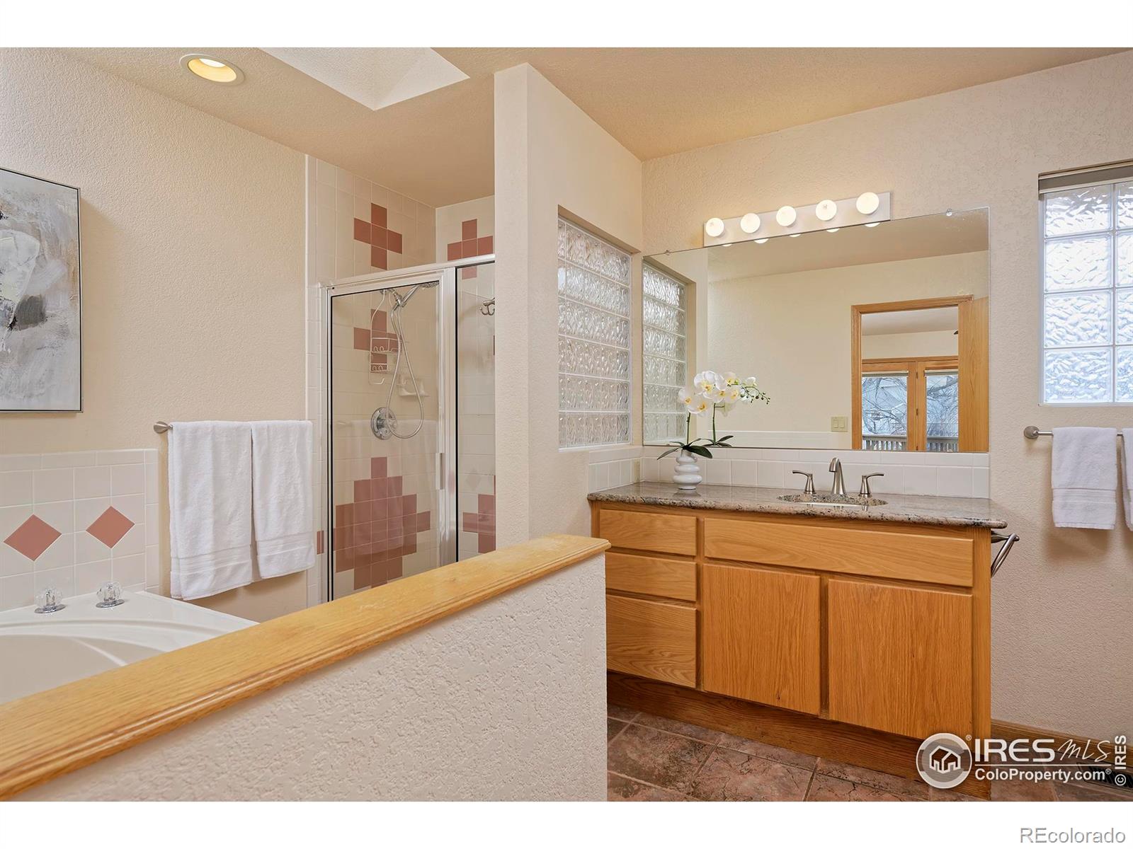 MLS Image #15 for 989 w 41st street,loveland, Colorado